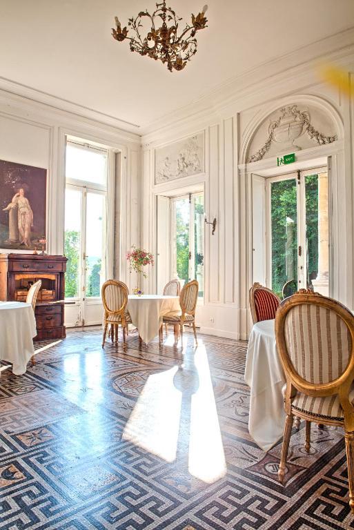 Chateau De La Madeleine Bed and Breakfast Pressagny-lʼOrgeuilleux Exterior foto